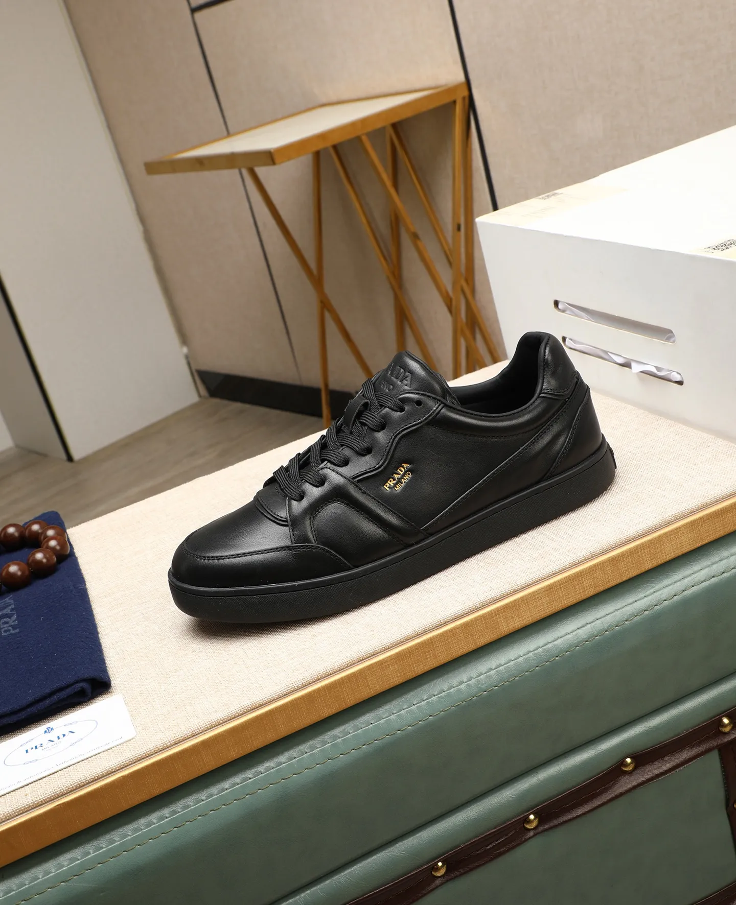 Men's shoes 💰580 🌹🌹[PRADA—Prada] 2025 latest model 🙈original replica! 👟👟👟Available here. The workmanship is top-notch. The upper is made from Italy. 🇮🇹Imported first-layer cowhide. ❗️Breathable genuine leather lining @Suitable for travel. The original version has an enlarged engraved sole, making it suitable for all kinds of travels, showing low-key luxury. Let quality speak for itself. Color: Size: 38-45